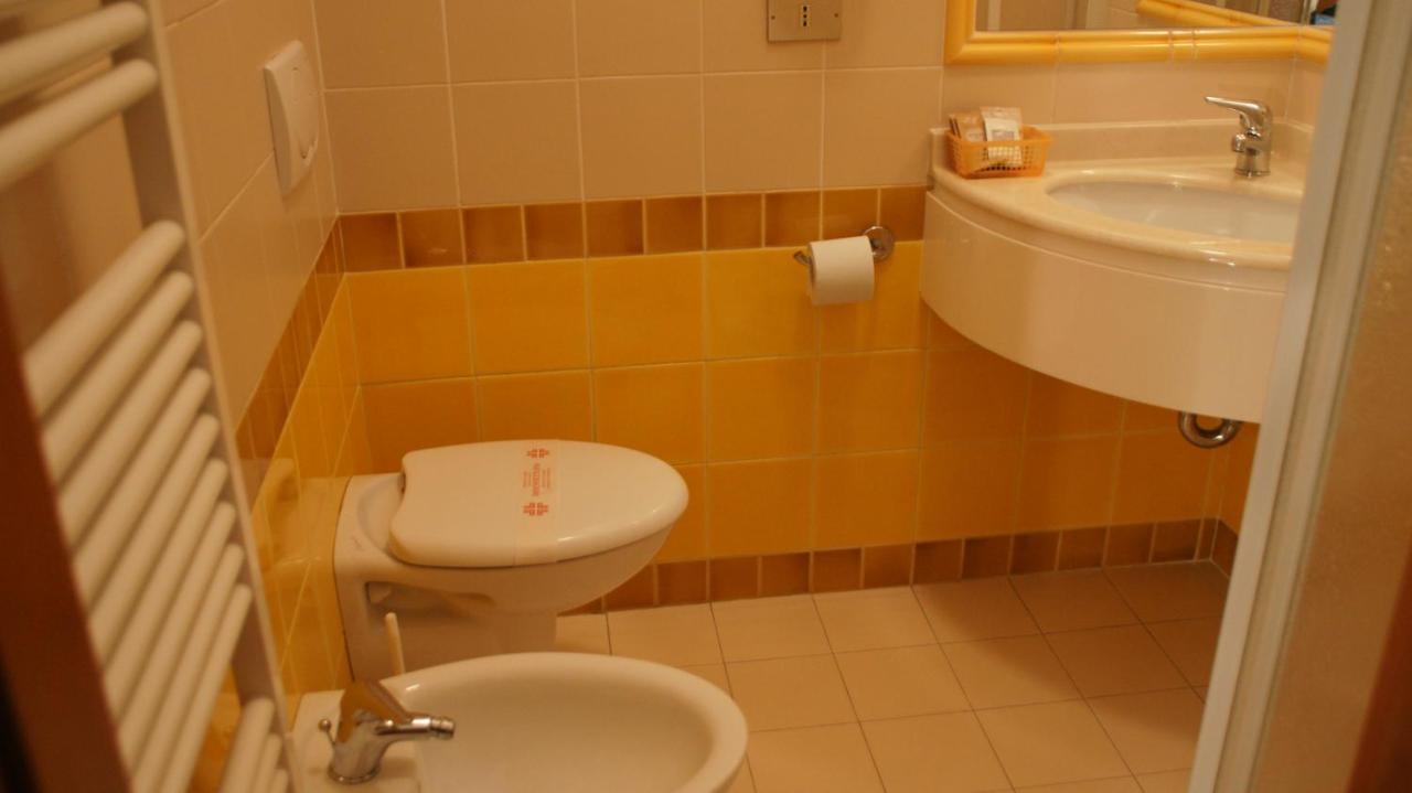 Hotel Verudella Rimini Extérieur photo