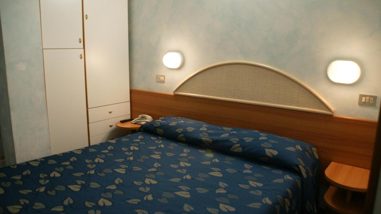 Hotel Verudella Rimini Extérieur photo