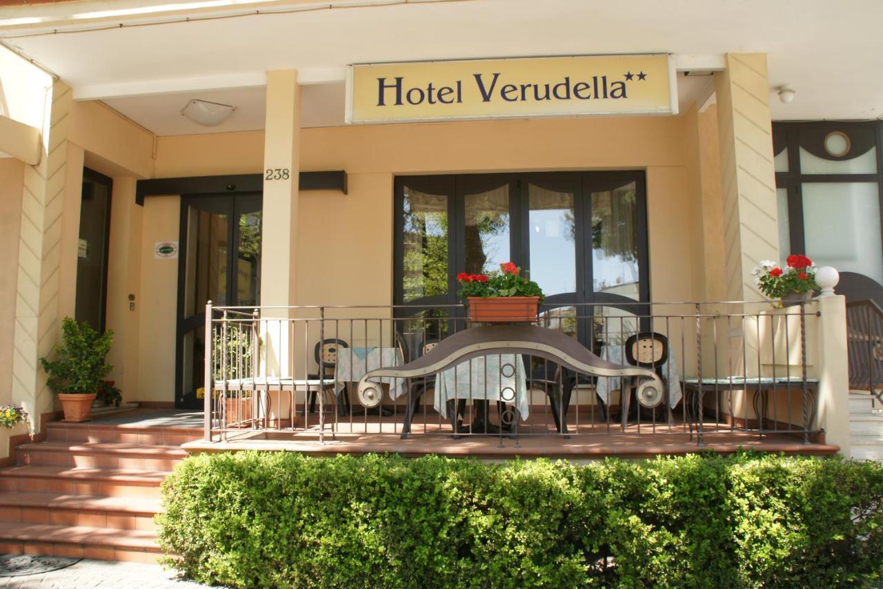 Hotel Verudella Rimini Extérieur photo