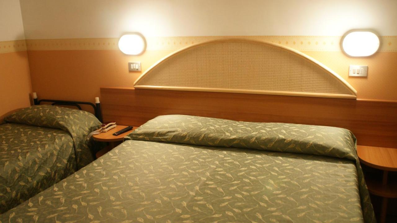 Hotel Verudella Rimini Extérieur photo